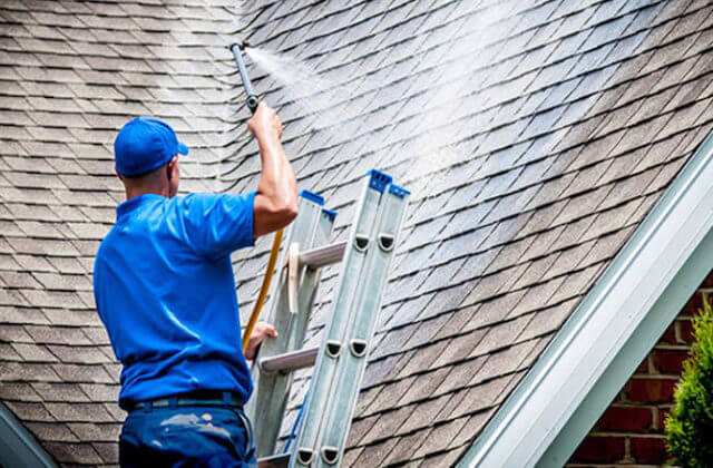 huntsville roof cleaning