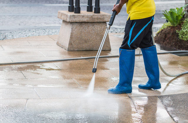 commercial pressure washing huntsville